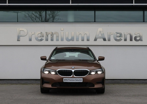 BMW Seria 3 cena 104900 przebieg: 123865, rok produkcji 2019 z Kolbuszowa małe 631